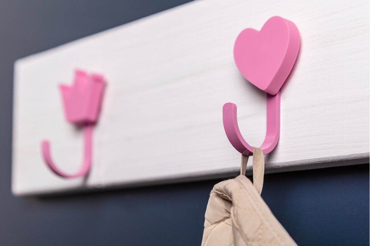 Вішак меблевий Heart рожевий