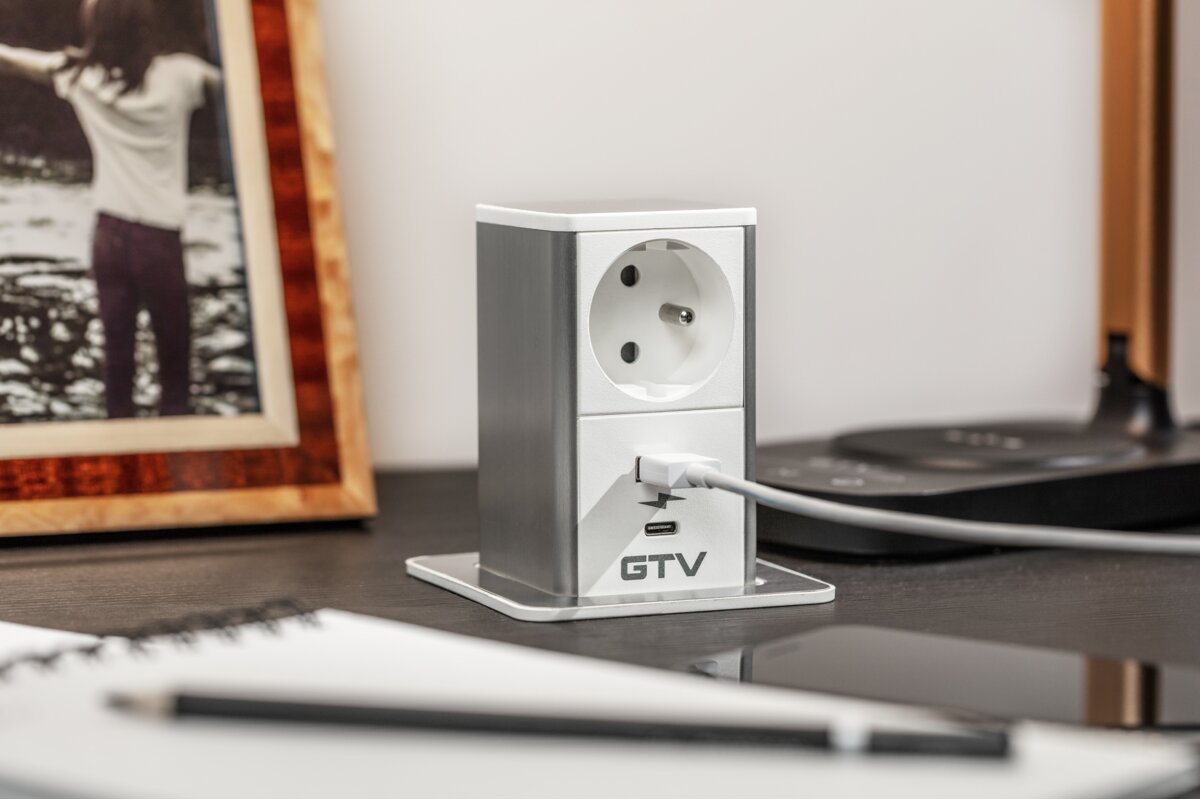 Баштова висувна меблева розетка, 1x французька розетка, 1xUSB A, 1xUSB C, кабель 1,5 м, білий, ковпачок inox