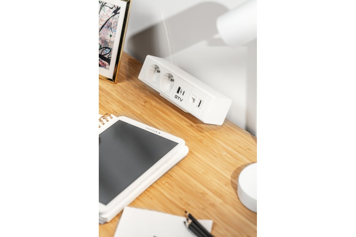Меблева розетка BAR, 2x французька розетка, 1xUSB A, 1xUSB C. 1xRJ45,1xHDMI,, кабель 1.5м, білий